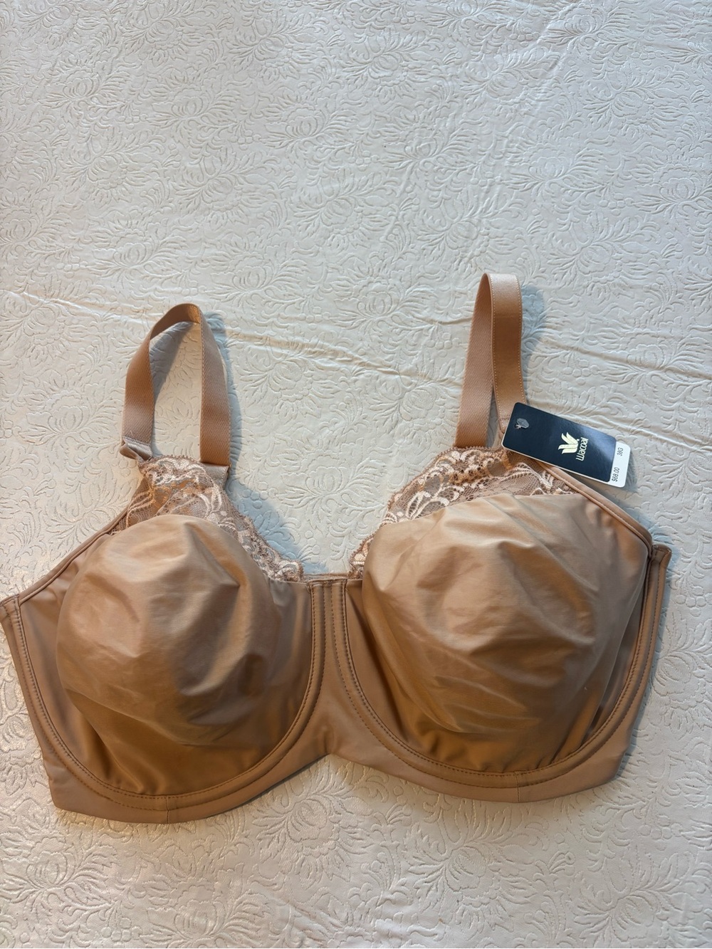 NWT Wacoal Beige Lace Wireless Bra, Style 855257, Size 38G